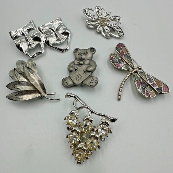 Vintage Brooch Lot Silver Tone Dragonfly Leaf Mask Bear Flower Cluster 6PC - Picture 1 of 15